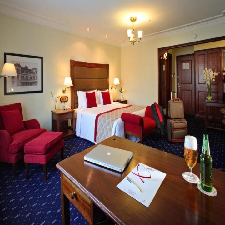 Stanley Club Twin Room